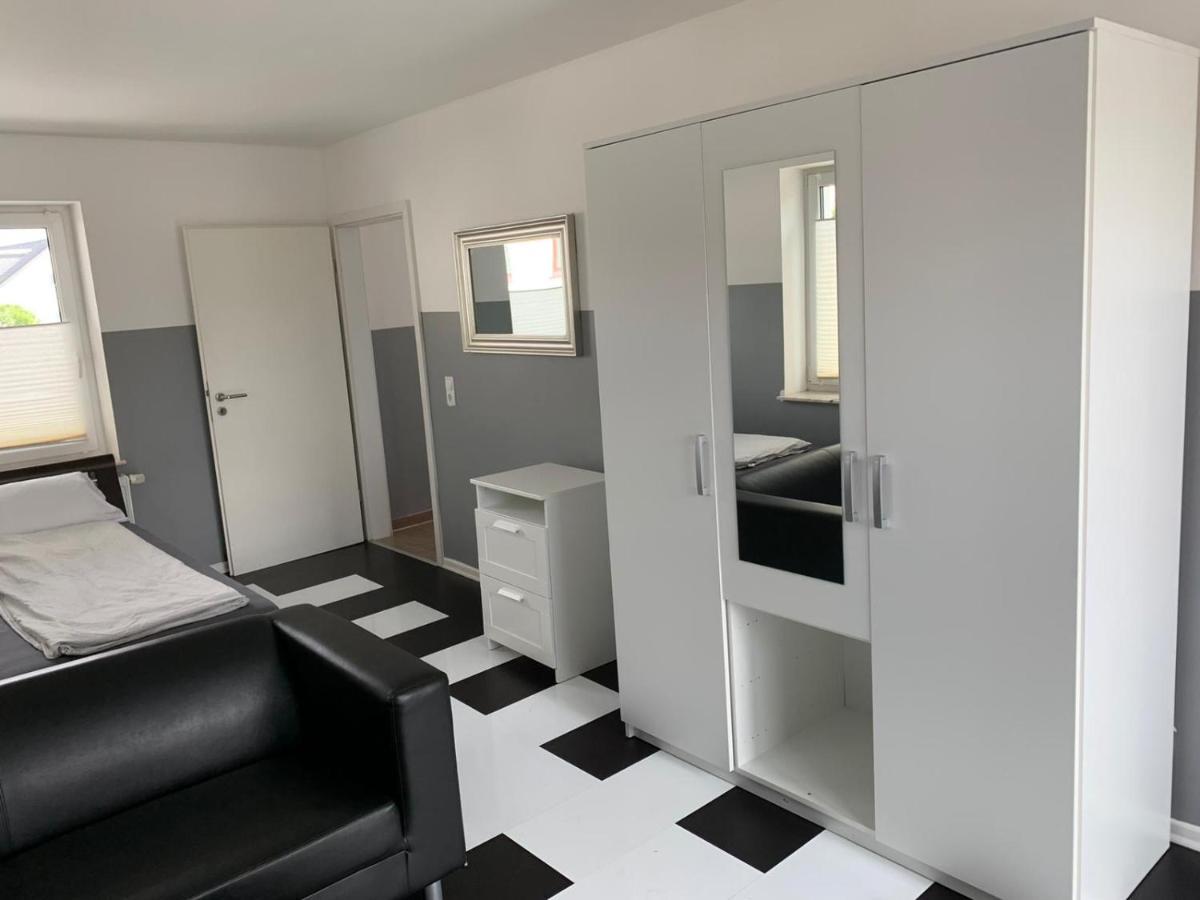 Apartment Voll Moebeliert Mit Balkon 不莱梅 外观 照片